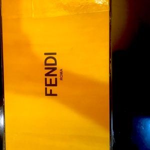 FENDI low top sneaker